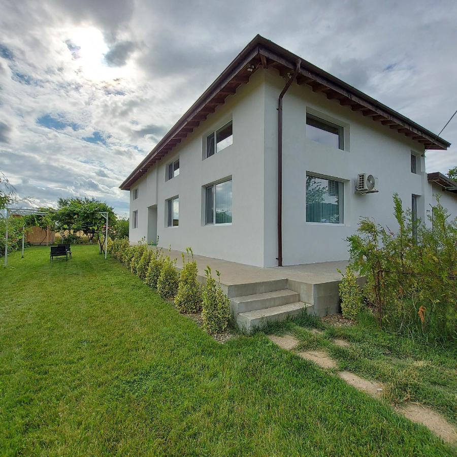 Villa Romelia - Select Apartments 바두 외부 사진