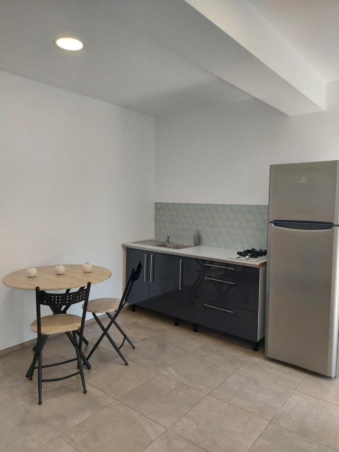 Villa Romelia - Select Apartments 바두 외부 사진