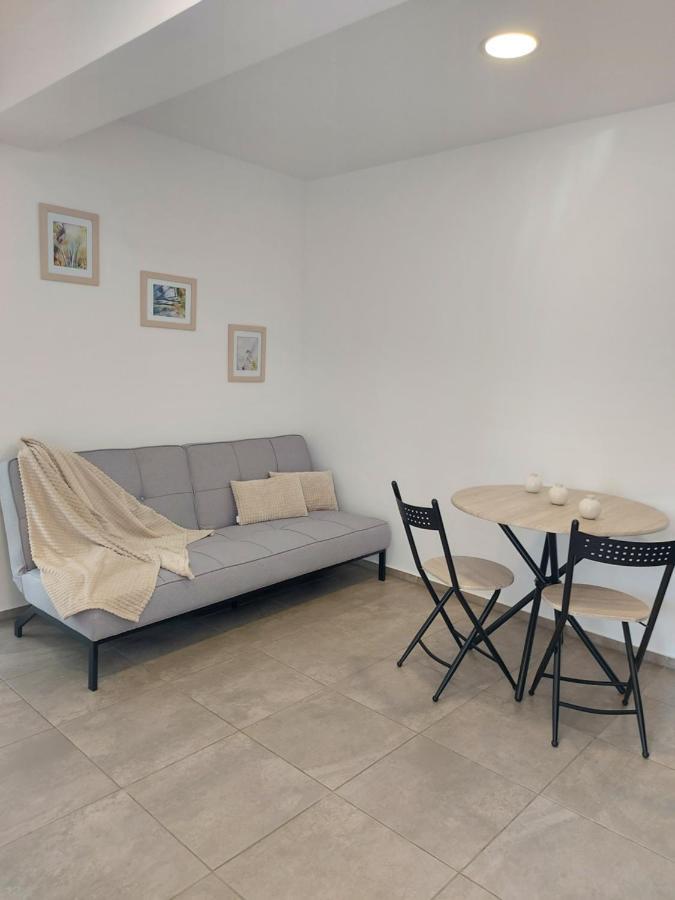 Villa Romelia - Select Apartments 바두 외부 사진