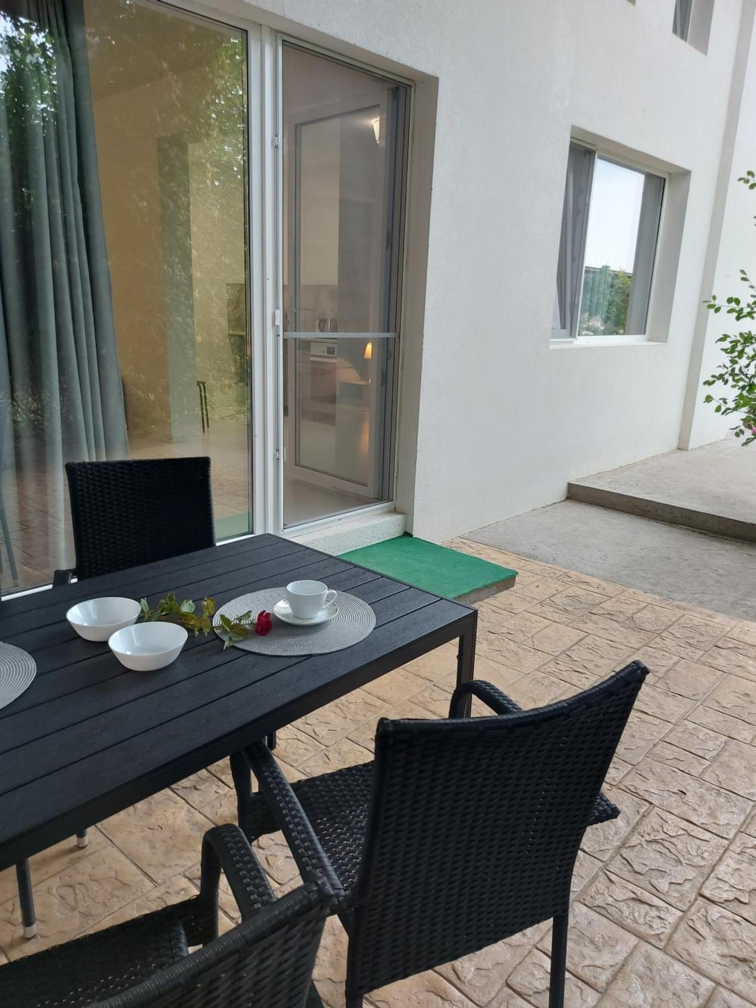 Villa Romelia - Select Apartments 바두 외부 사진